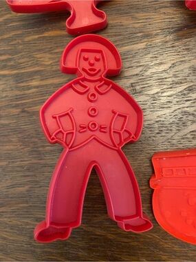 1960s Vintage Cookie Cutter set holidays